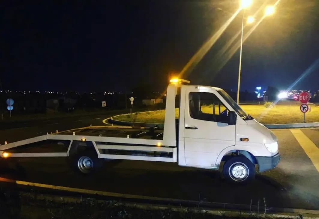 Gece Açık Çekici